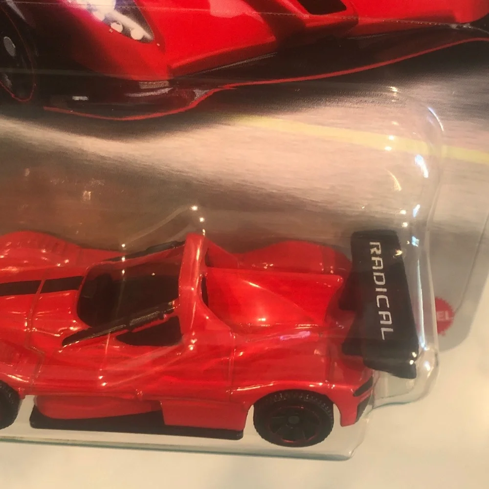 Mattel Matchbox Radical SR3 XXR Red Car